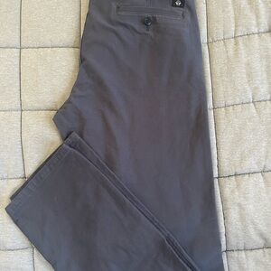 Dockers Men's Charcoal Gray Chino Pants